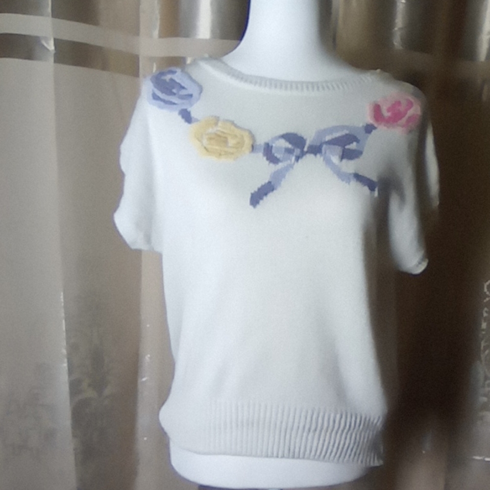 Vintage sweater blouse